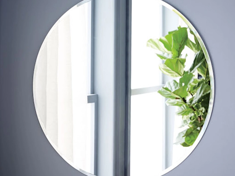 Aplicaciones de vidrio arquitectónico en vidrio espejo
