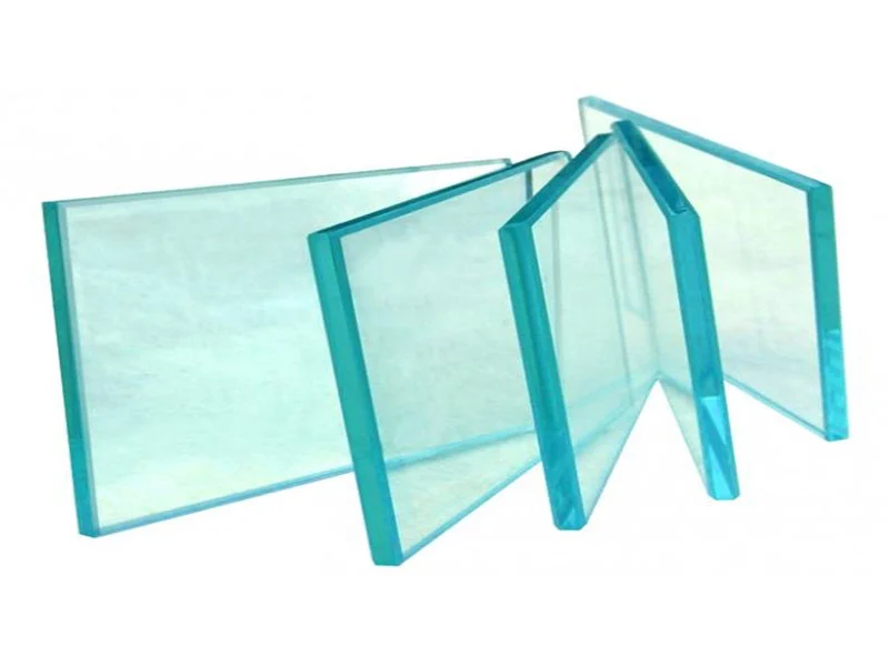 ¿Qué debo hacer si hay arañazos en vidrio a prueba de balas?